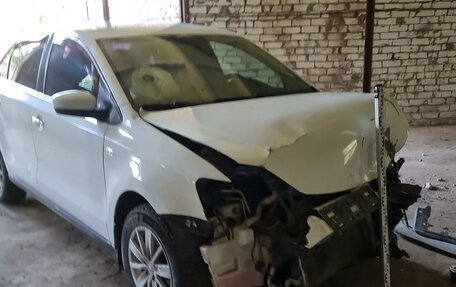 Volkswagen Polo VI (EU Market), 2015 год, 400 000 рублей, 1 фотография