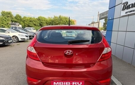 Hyundai Solaris II рестайлинг, 2011 год, 697 000 рублей, 6 фотография