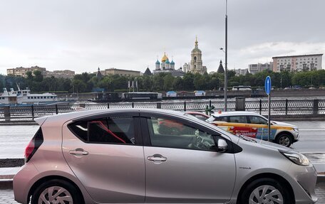 Toyota Aqua I, 2018 год, 1 290 000 рублей, 4 фотография