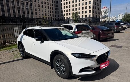 Mazda CX-4, 2022 год, 2 900 000 рублей, 2 фотография