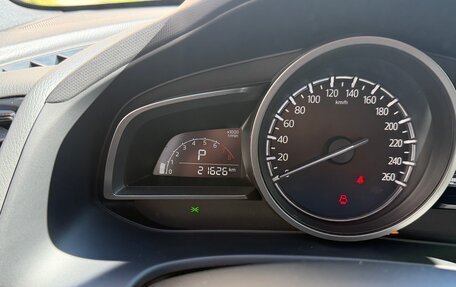 Mazda CX-4, 2022 год, 2 900 000 рублей, 22 фотография