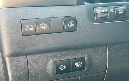 Lexus LX III, 2018 год, 6 890 000 рублей, 9 фотография