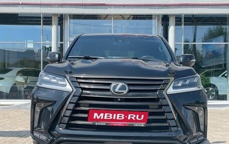 Lexus LX III, 2018 год, 6 890 000 рублей, 3 фотография