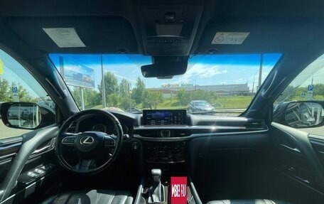 Lexus LX III, 2018 год, 6 890 000 рублей, 26 фотография