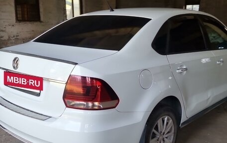 Volkswagen Polo VI (EU Market), 2015 год, 400 000 рублей, 2 фотография