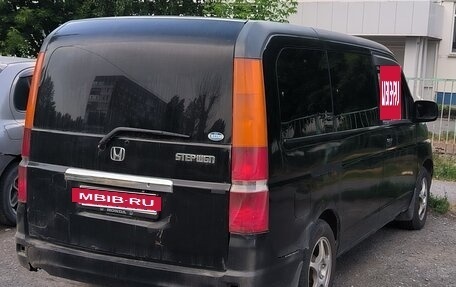 Honda Stepwgn II рестайлинг, 2001 год, 650 000 рублей, 10 фотография