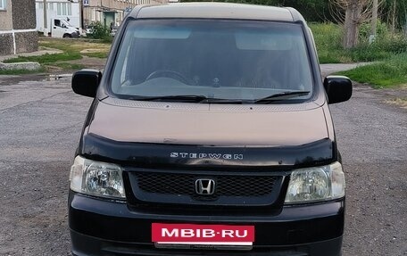 Honda Stepwgn II рестайлинг, 2001 год, 650 000 рублей, 12 фотография