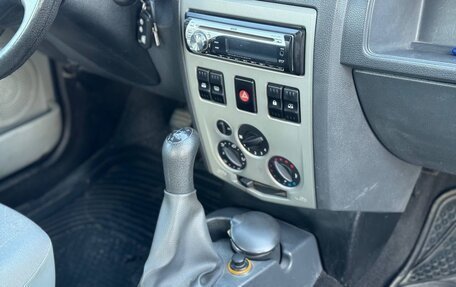 Renault Logan I, 2007 год, 325 000 рублей, 13 фотография