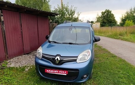Renault Kangoo II рестайлинг, 2014 год, 800 000 рублей, 15 фотография