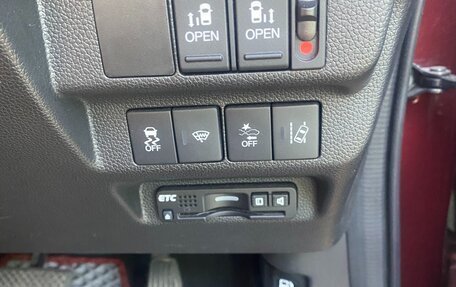 Honda Freed II, 2017 год, 1 470 000 рублей, 6 фотография