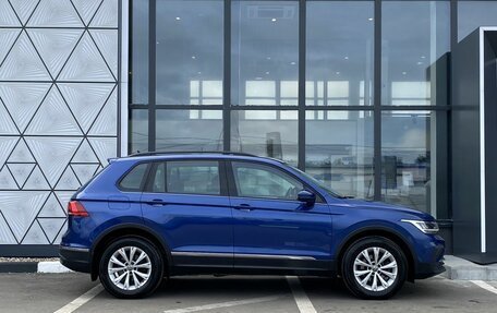 Volkswagen Tiguan II, 2021 год, 3 399 000 рублей, 4 фотография