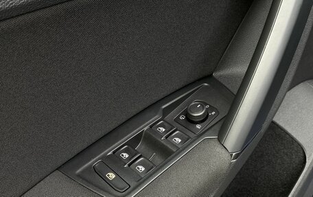 Volkswagen Tiguan II, 2021 год, 3 399 000 рублей, 17 фотография