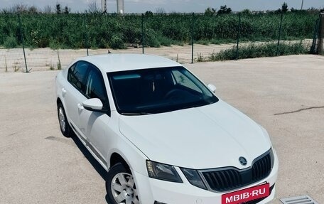 Skoda Octavia, 2020 год, 969 000 рублей, 2 фотография