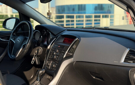 Opel Astra J, 2013 год, 819 000 рублей, 23 фотография