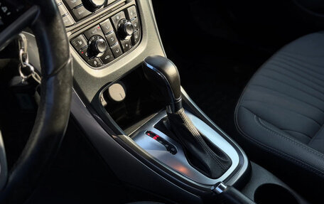 Opel Astra J, 2013 год, 819 000 рублей, 30 фотография