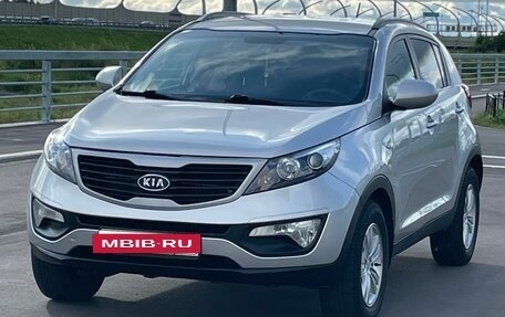 KIA Sportage III, 2011 год, 880 000 рублей, 2 фотография