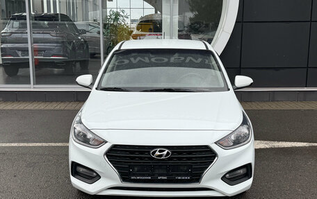 Hyundai Solaris II рестайлинг, 2017 год, 1 200 000 рублей, 2 фотография
