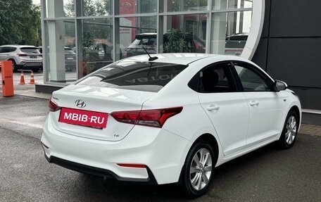 Hyundai Solaris II рестайлинг, 2017 год, 1 200 000 рублей, 6 фотография