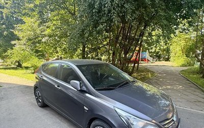 Hyundai Solaris II рестайлинг, 2014 год, 690 000 рублей, 1 фотография