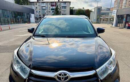 Toyota Highlander III, 2014 год, 2 849 000 рублей, 10 фотография