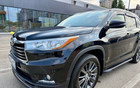 Toyota Highlander III, 2014 год, 2 849 000 рублей, 3 фотография