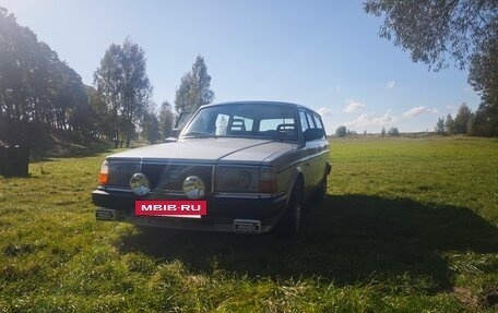 Volvo 240 Series, 1986 год, 210 000 рублей, 2 фотография
