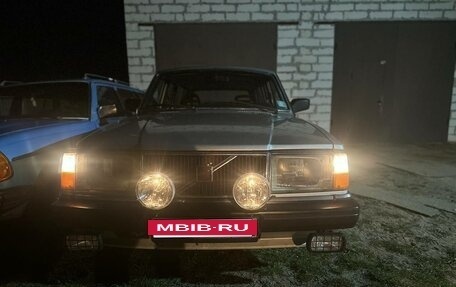 Volvo 240 Series, 1986 год, 210 000 рублей, 4 фотография