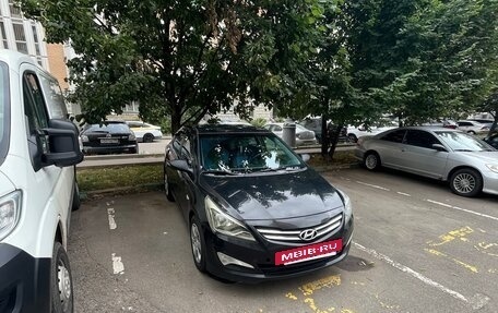 Hyundai Solaris II рестайлинг, 2015 год, 385 000 рублей, 10 фотография