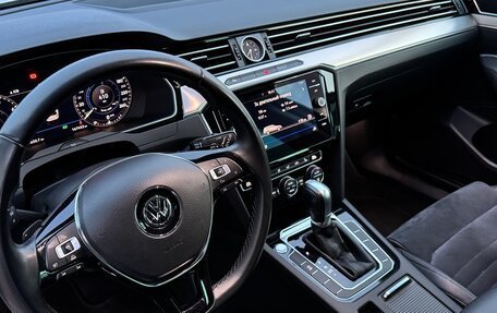 Volkswagen Passat B8 рестайлинг, 2018 год, 1 990 000 рублей, 13 фотография