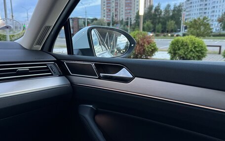 Volkswagen Passat B8 рестайлинг, 2018 год, 1 990 000 рублей, 33 фотография