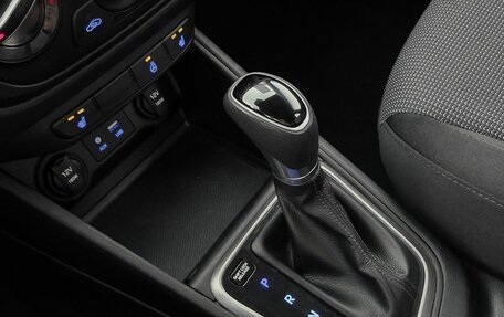 Hyundai Solaris II рестайлинг, 2017 год, 1 318 000 рублей, 19 фотография
