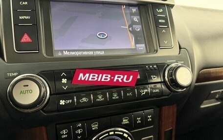 Toyota Land Cruiser Prado 150 рестайлинг 2, 2017 год, 3 450 000 рублей, 18 фотография