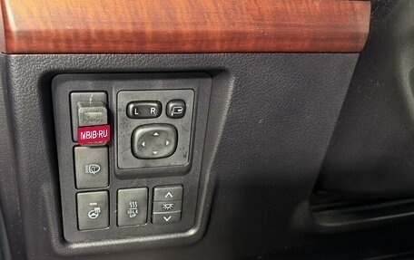 Toyota Land Cruiser Prado 150 рестайлинг 2, 2017 год, 3 450 000 рублей, 12 фотография