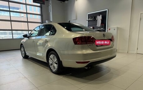 Volkswagen Jetta VI, 2014 год, 1 099 000 рублей, 5 фотография