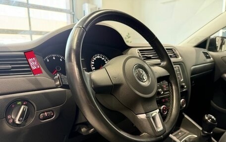 Volkswagen Jetta VI, 2014 год, 1 099 000 рублей, 13 фотография