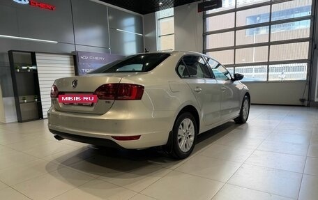 Volkswagen Jetta VI, 2014 год, 1 099 000 рублей, 4 фотография