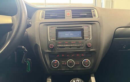 Volkswagen Jetta VI, 2014 год, 1 099 000 рублей, 16 фотография