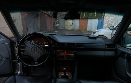 Mercedes-Benz W124, 1990 год, 275 000 рублей, 6 фотография