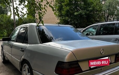 Mercedes-Benz W124, 1990 год, 275 000 рублей, 2 фотография