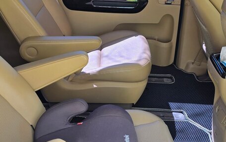 KIA Carnival III, 2020 год, 3 300 000 рублей, 10 фотография