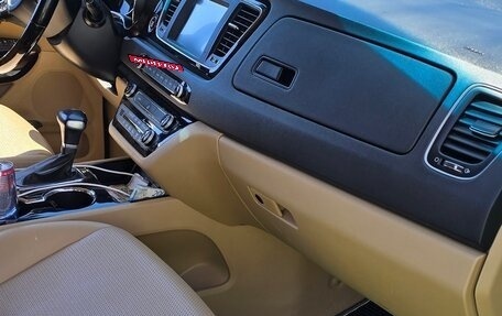 KIA Carnival III, 2020 год, 3 300 000 рублей, 12 фотография