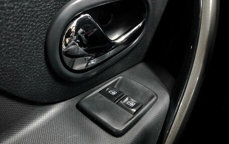Renault Sandero II рестайлинг, 2019 год, 1 195 000 рублей, 27 фотография