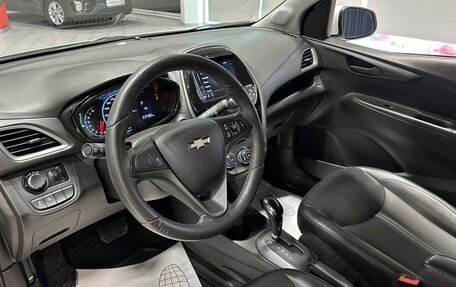 Chevrolet Spark IV, 2020 год, 997 000 рублей, 10 фотография