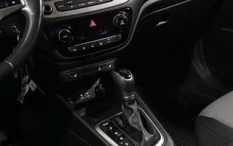 Hyundai Solaris II рестайлинг, 2017 год, 1 348 000 рублей, 17 фотография
