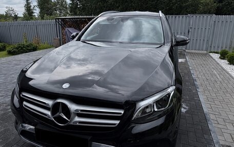 Mercedes-Benz GLC, 2017 год, 3 000 000 рублей, 1 фотография