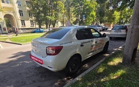 Renault Logan II, 2018 год, 500 000 рублей, 1 фотография