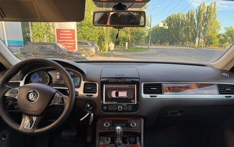 Volkswagen Touareg III, 2010 год, 1 230 000 рублей, 12 фотография
