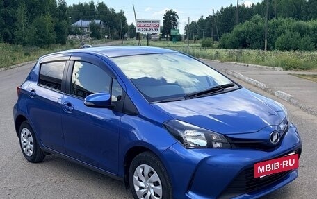 Toyota Vitz, 2015 год, 799 000 рублей, 10 фотография