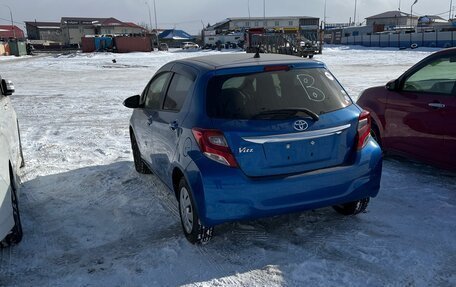 Toyota Vitz, 2015 год, 799 000 рублей, 30 фотография