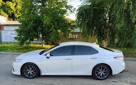 Toyota Camry, 2021 год, 3 600 000 рублей, 12 фотография